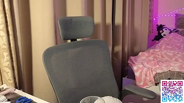 Snapshot of boozekirs_ chatting on February 2026 02:41:02 AM boozekirs online show from February 2026 02:41:02 AM