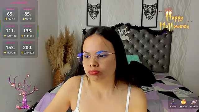 Snapshot of Kath_latorre chatting on October 2025 01:03:02 PM Kath latorre online show from October 2025 01:03:02 PM