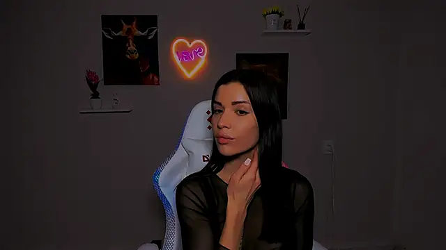 Snapshot of KetiWils chatting on February 2025 03:37:02 PM KetiWils online show from February 2025 03:37:02 PM