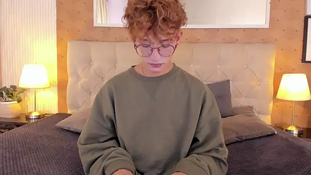 iiangel  online show from November 2025 03:06:02 AM