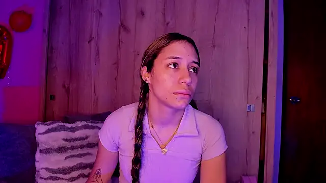 TANIA 06 online show from February 2026 01:11:02 PM