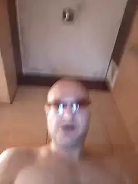 Snapshot of Luci1982Brazzers chatting on September 2025 07:06:02 PM Luci1982Brazzers online show from September 2025 07:06:02 PM