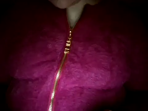 Snapshot of KamillaLaLove chatting on March 2025 01:49:02 PM KamillaLaLove online show from March 2025 01:49:02 PM