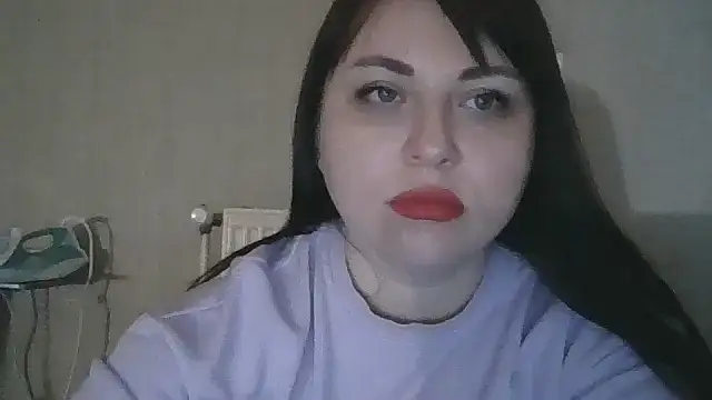 Snapshot of KamillaLaLove chatting on October 2025 12:10:02 AM KamillaLaLove online show from October 2025 12:10:02 AM