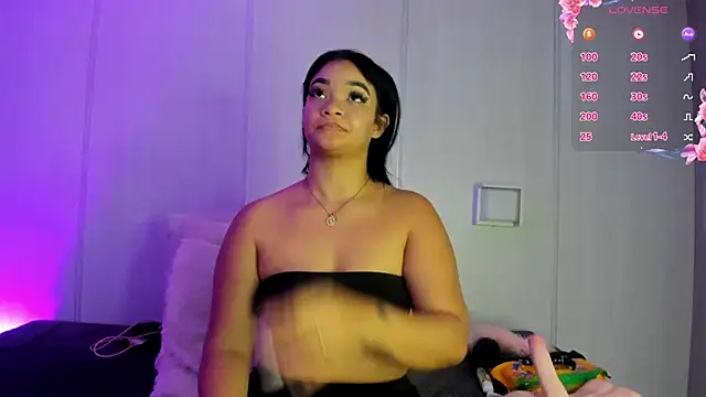 sasha riverss online show from October 2025 08:16:02 PM