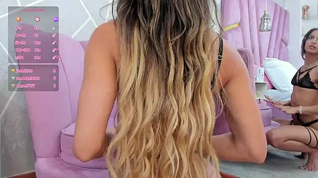 Snapshot of EmmyCortez chatting on March 2025 03:15:02 PM EmmyCortez online show from March 2025 03:15:02 PM