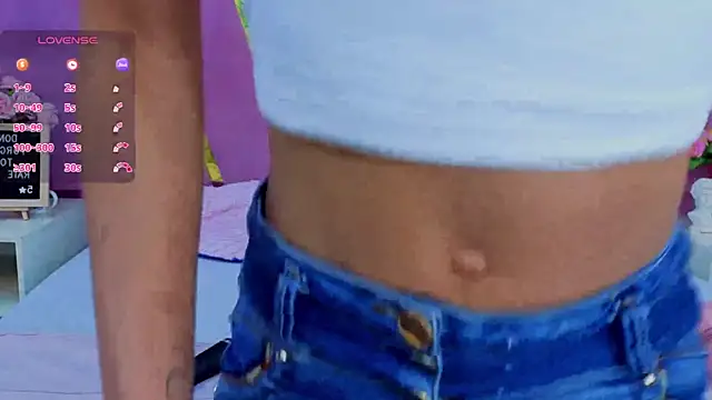 Snapshot of EmmyCortez chatting on September 2025 11:48:01 AM EmmyCortez online show from September 2025 11:48:01 AM