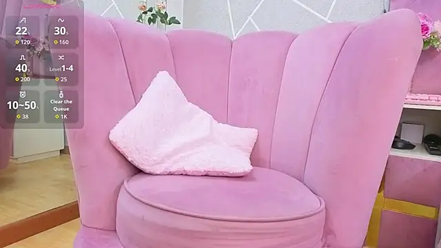 Snapshot of EmmyCortez chatting on November 2025 11:55:02 AM EmmyCortez online show from November 2025 11:55:02 AM