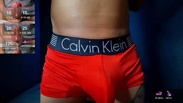 Snapshot of jeffvalemtino chatting on November 2025 09:57:02 PM jeffvalemtino online show from November 2025 09:57:02 PM