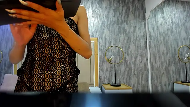 Snapshot of NahomyCarther chatting on December 2025 04:06:02 AM NahomyCarther online show from December 2025 04:06:02 AM