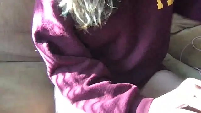 ashleighpink online show from April 2026 01:19:01 PM