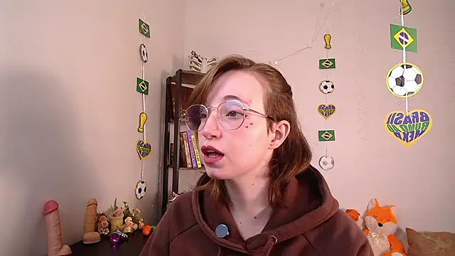 Elise Nyx online show from June 2026 12:58:01 PM