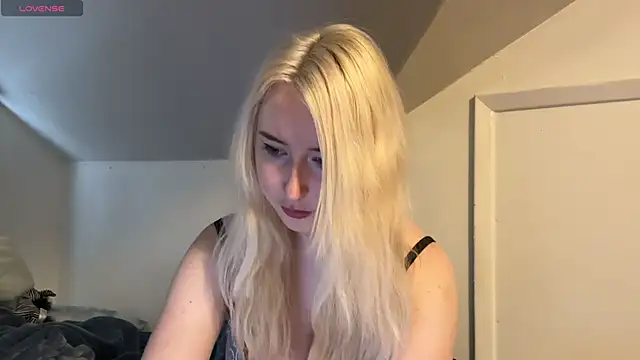 Snapshot of ashisscene chatting on November 2025 09:32:01 PM ashisscene online show from November 2025 09:32:01 PM