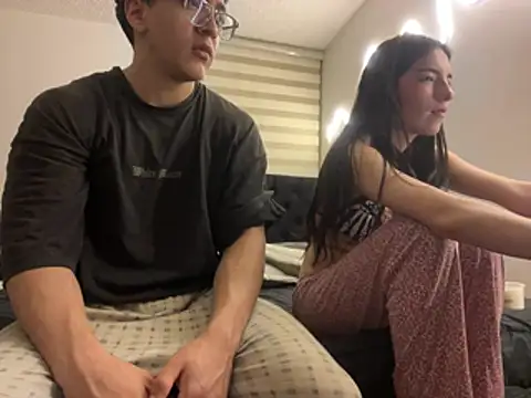 DesireLuxe online show from February 2026 09:24:02 AM