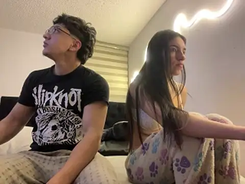 DesireLuxe online show from April 2026 09:26:02 AM