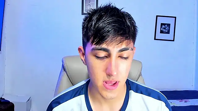 Snapshot of babymaik chatting on November 2025 05:22:02 AM babymaik online show from November 2025 05:22:02 AM