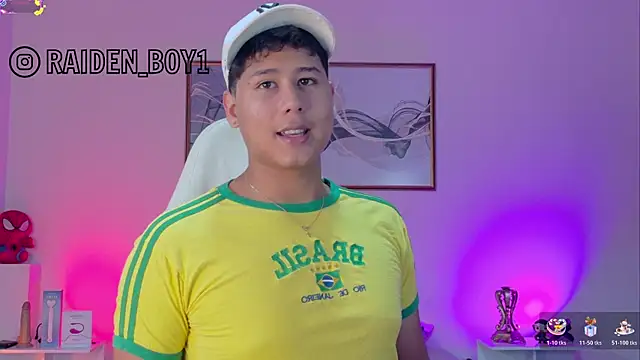 Snapshot of Raiden__Boy chatting on December 2025 01:22:02 AM Raiden Boy online show from December 2025 01:22:02 AM