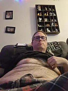 Snapshot of Smallone327 chatting on October 2025 05:59:01 AM Smallone327 online show from October 2025 05:59:01 AM