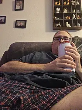 Smallone327 online show from April 2026 03:33:01 AM