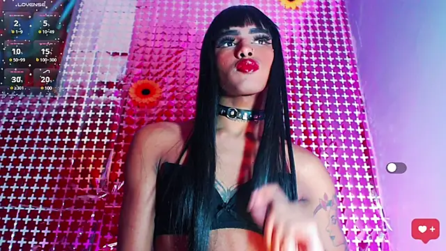 Snapshot of jymena_xxx chatting on February 2025 11:04:02 PM jymena xxx online show from February 2025 11:04:02 PM