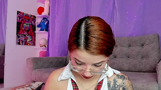 Snapshot of MelaniJhonson chatting on April 2026 02:58:01 AM MelaniJhonson online show from April 2026 02:58:01 AM