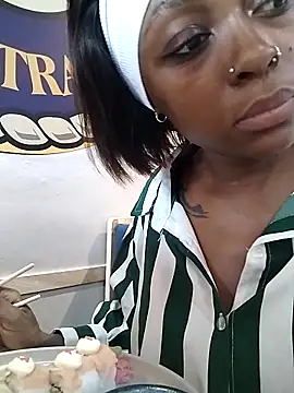 Snapshot of xxTatiannaxx chatting on June 2026 01:46:01 PM xxTatiannaxx online show from June 2026 01:46:01 PM