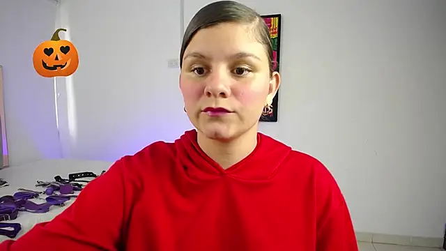 Snapshot of ValeAmayaa chatting on October 2025 08:19:01 PM ValeAmayaa online show from October 2025 08:19:01 PM