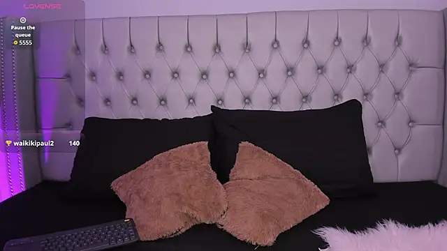 Gracia-Carrera online show from November 2025 03:49:02 AM