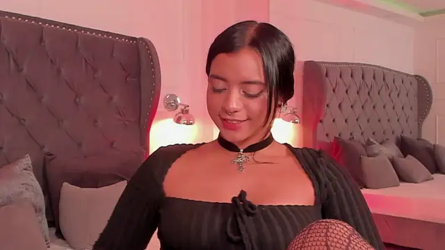 Snapshot of regina_noctixx chatting on October 2025 05:05:02 AM regina noctixx online show from October 2025 05:05:02 AM