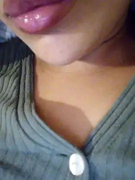 Snapshot of Sexlove1xo chatting on October 2025 01:53:02 PM Sexlove1xo online show from October 2025 01:53:02 PM