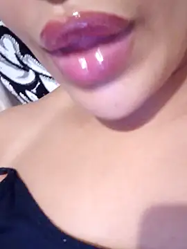 Snapshot of Sexlove1xo chatting on October 2025 02:40:02 PM Sexlove1xo online show from October 2025 02:40:02 PM