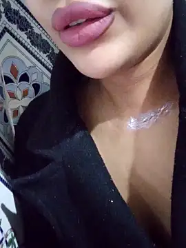 Snapshot of Sexlove1xo chatting on November 2025 05:46:02 PM Sexlove1xo online show from November 2025 05:46:02 PM