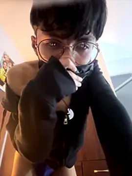 Snapshot of twinkperu18 chatting on October 2025 02:17:02 AM twinkperu18 online show from October 2025 02:17:02 AM