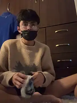 Snapshot of twinkperu18 chatting on October 2025 04:49:01 AM twinkperu18 online show from October 2025 04:49:01 AM