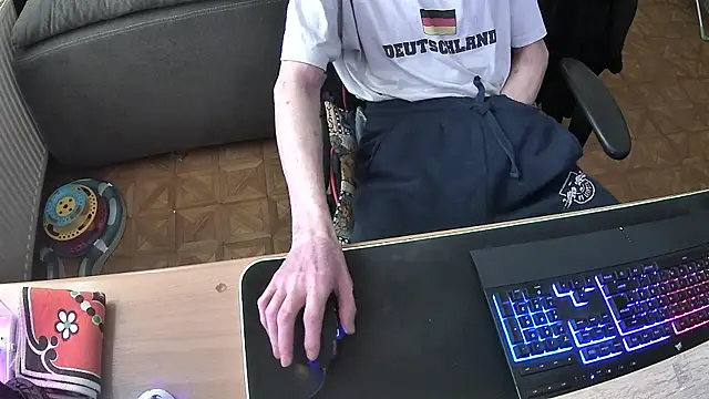 Snapshot of DerGeileLoveboy chatting on October 2025 11:55:01 AM DerGeileLoveboy online show from October 2025 11:55:01 AM