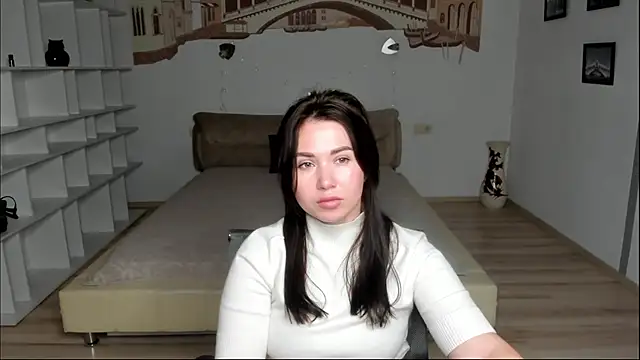 Snapshot of LizaTomson chatting on November 2025 08:48:02 AM LizaTomson online show from November 2025 08:48:02 AM