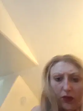 PoppyRoseX online show from November 2025 08:07:01 PM