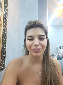 Snapshot of Bella_Posh chatting on December 2025 05:57:01 AM Bella Posh online show from December 2025 05:57:01 AM