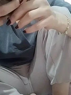 BUSE8821 online show from February 2026 12:30:02 PM