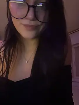 Snapshot of brinkangelikaa chatting on February 2025 11:21:02 PM brinkangelikaa online show from February 2025 11:21:02 PM