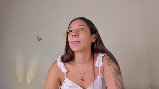 Snapshot of violett_24_ chatting on October 2025 11:49:01 PM violett 24 online show from October 2025 11:49:01 PM