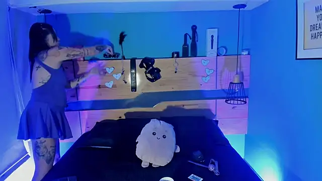 ChloeAllennn online show from February 2026 11:17:01 AM