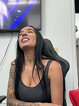 Antonella Smiith  online show from April 2026 01:49:01 PM