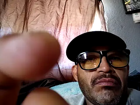 Mrpito7878 online show from February 2025 08:51:02 PM