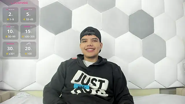 Axel Forte online show from October 2025 01:21:01 PM