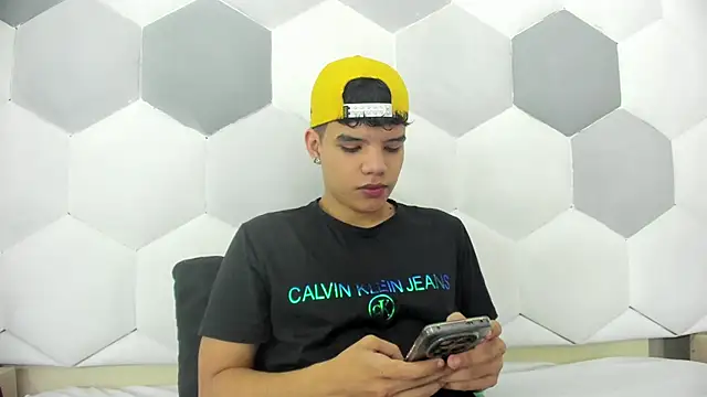 Axel Forte online show from November 2025 12:27:02 PM