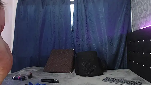 Lauryn lee online show from March 2025 10:52:02 PM