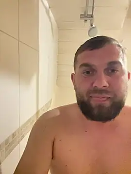 daniel21p online show from March 2025 08:06:02 PM