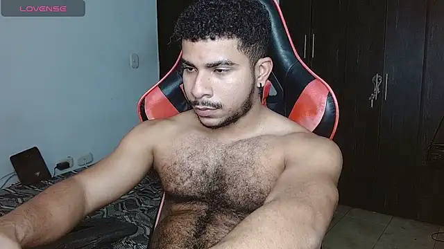 Javier Hot27 online show from March 2026 06:47:02 PM