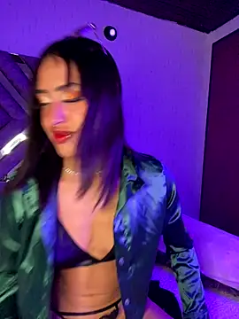 Snapshot of MichelleDiaz_Pink chatting on November 2025 04:35:01 AM MichelleDiaz Pink online show from November 2025 04:35:01 AM